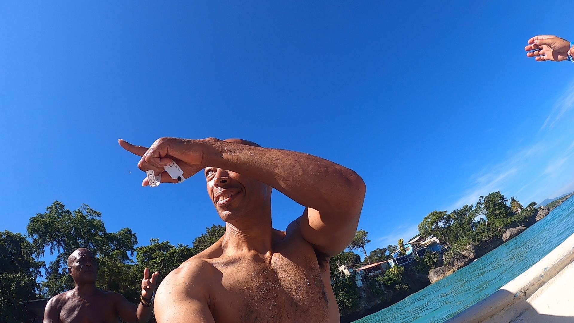 Pointing toward the horizon